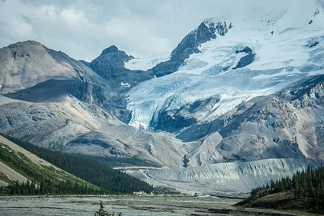 Columbia_Icefields-_Alberta_Canada